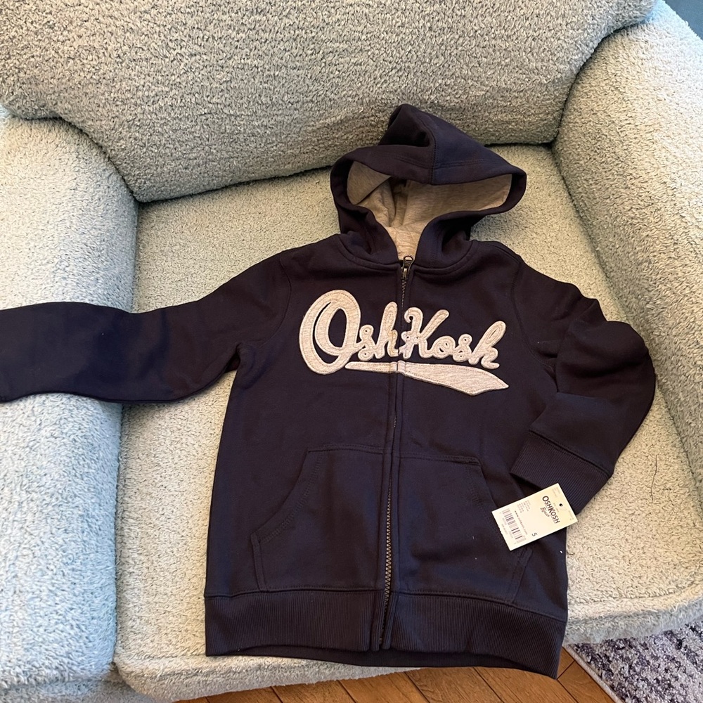 Nwt zip hoodie navy and grey size 5 pockets.